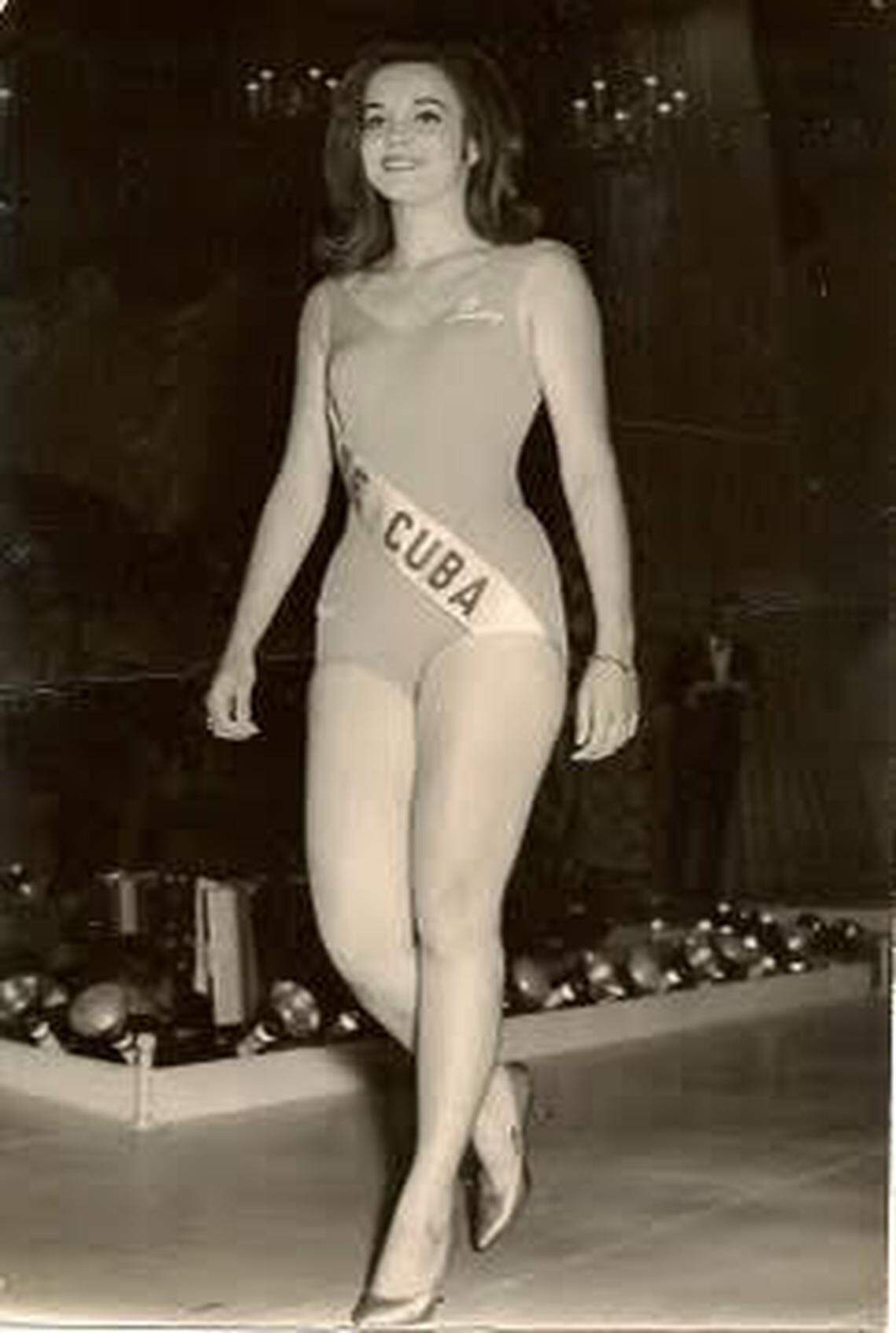 Lesbia Murrieta, Miss Free Cuba 1966, asked the organizers of Miss Universe to give her a sash indicating that she represented Cubans in exile.