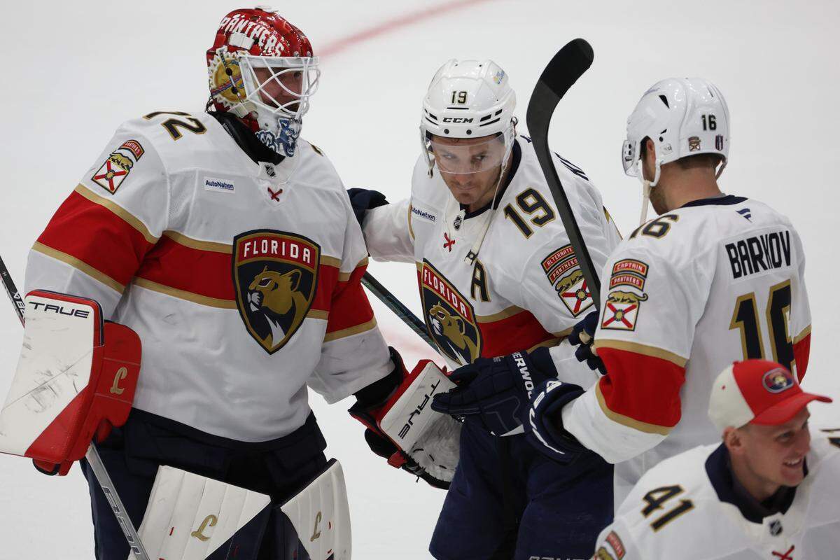 Florida Panthers left wing Matthew Tkachuk (19) congratulates goaltender Sergei Bobrovsky (72) after their 6-2 win against the Tampa Bay Lightning in game one of the first round of the Stanley Cup Playoffs on Tuesday, April 22, 2025 in Tampa.
