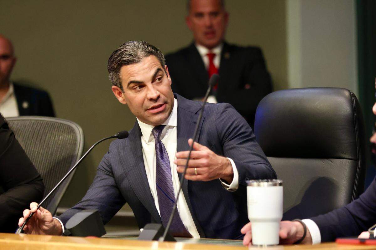 Miami Mayor Francis Suarez offers remarks during a special commission meeting regarding the city’s budget at Miami City Hall on Monday, Dec 11, 2023.