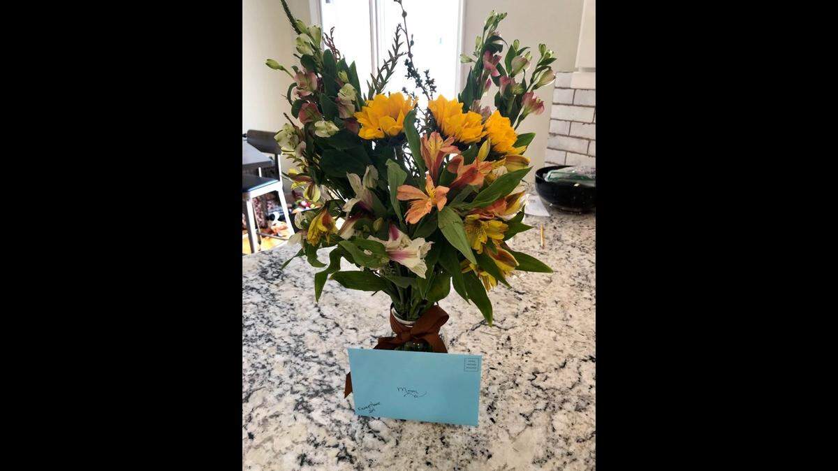 Miami native Victoria Picciochi made her mom a Mother’s Day vase by gathering some flowers from Whole Foods and creating an arrangement in a mason jar.