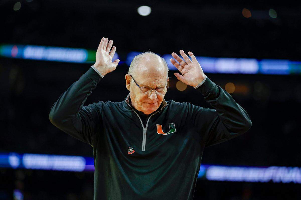 Miami Hurricanes head coach Jim Larranaga reacts after a play against the Connecticut Huskies against the Connecticut Huskies during the first half of the Men’s Basketball Championship National Semifinal at NRG Stadium in Houston, Texas on Saturday, April 1, 2003.