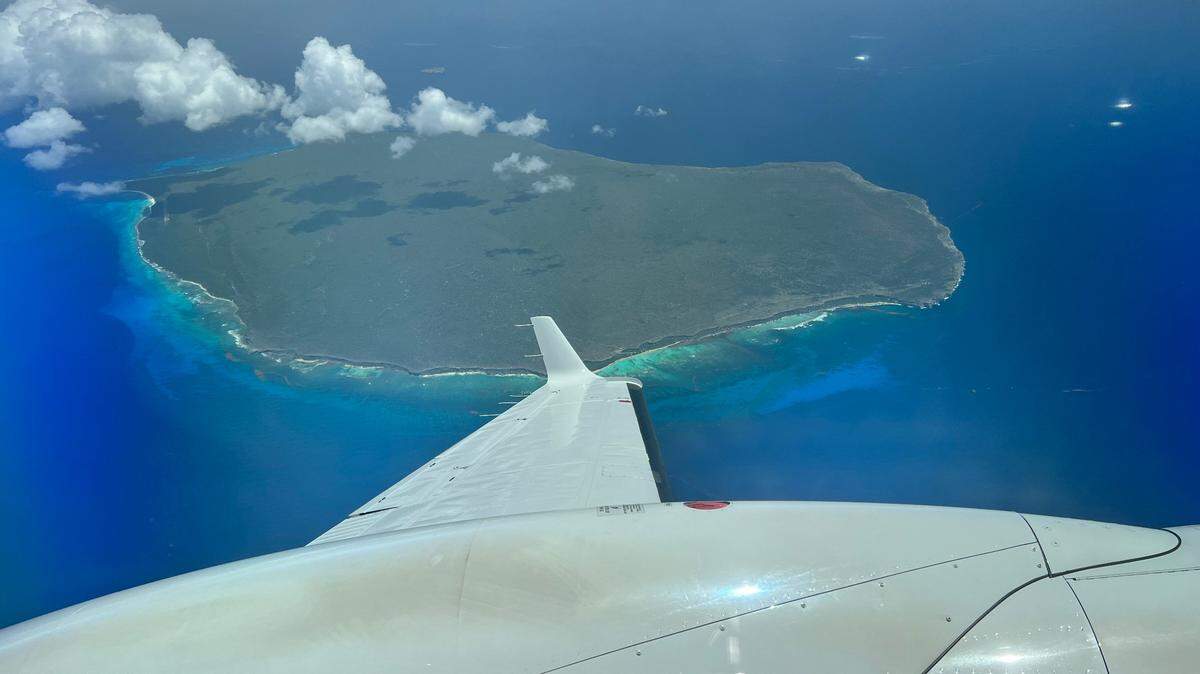 La Isla de la Mona, una isla puertorriqueña deshabitada entre la República Dominicana y Puerto Rico, vista desde un avión de Aduanas y Protección Fronteriza  el 9 de junio de 2022