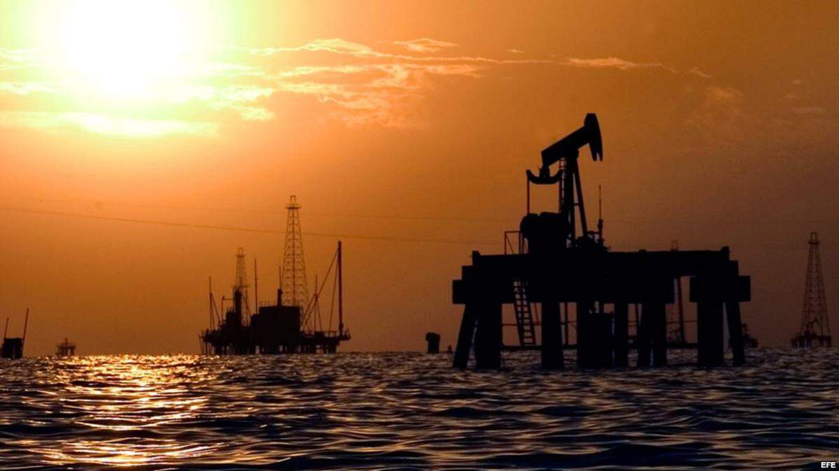 Oil wells in the Maracaibo Lake, in the west region of Venezuela.
