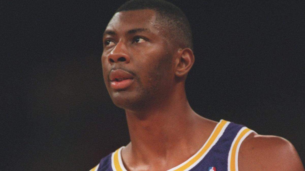 Elden Campbell of the Los Angeles Lakers during the Lakers 129-83 loss to the Portland Trailblazers in Portland, Oregon, on Jan. 9, 1995. Campbell has died at age 57. (Otto Greule/ALLSPORT/Getty Images/TNS)