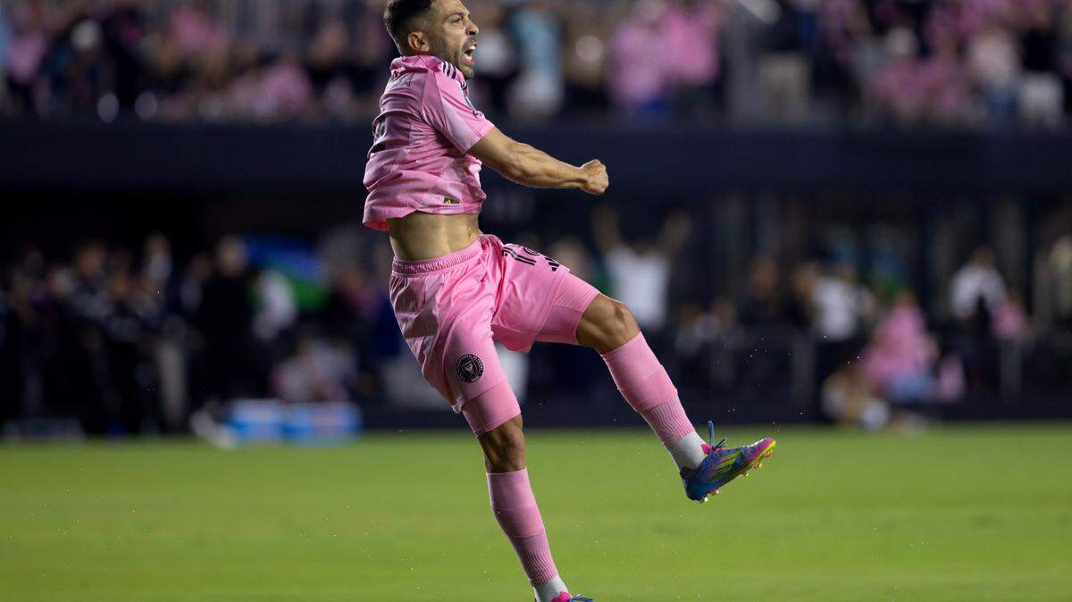 Inter Miami defender Jordi Alba (18) celebrates after scoring during the first half of the Concacaf Champions Cup semifinal match against the Vancouver Whitecaps at Chase Stadium on Wednesday, April 30, 2025, in Fort Lauderdale, Fla.