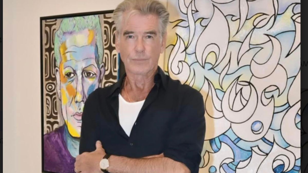Pierce Brosnan at Art Miami/MANNY HERNANDEZ