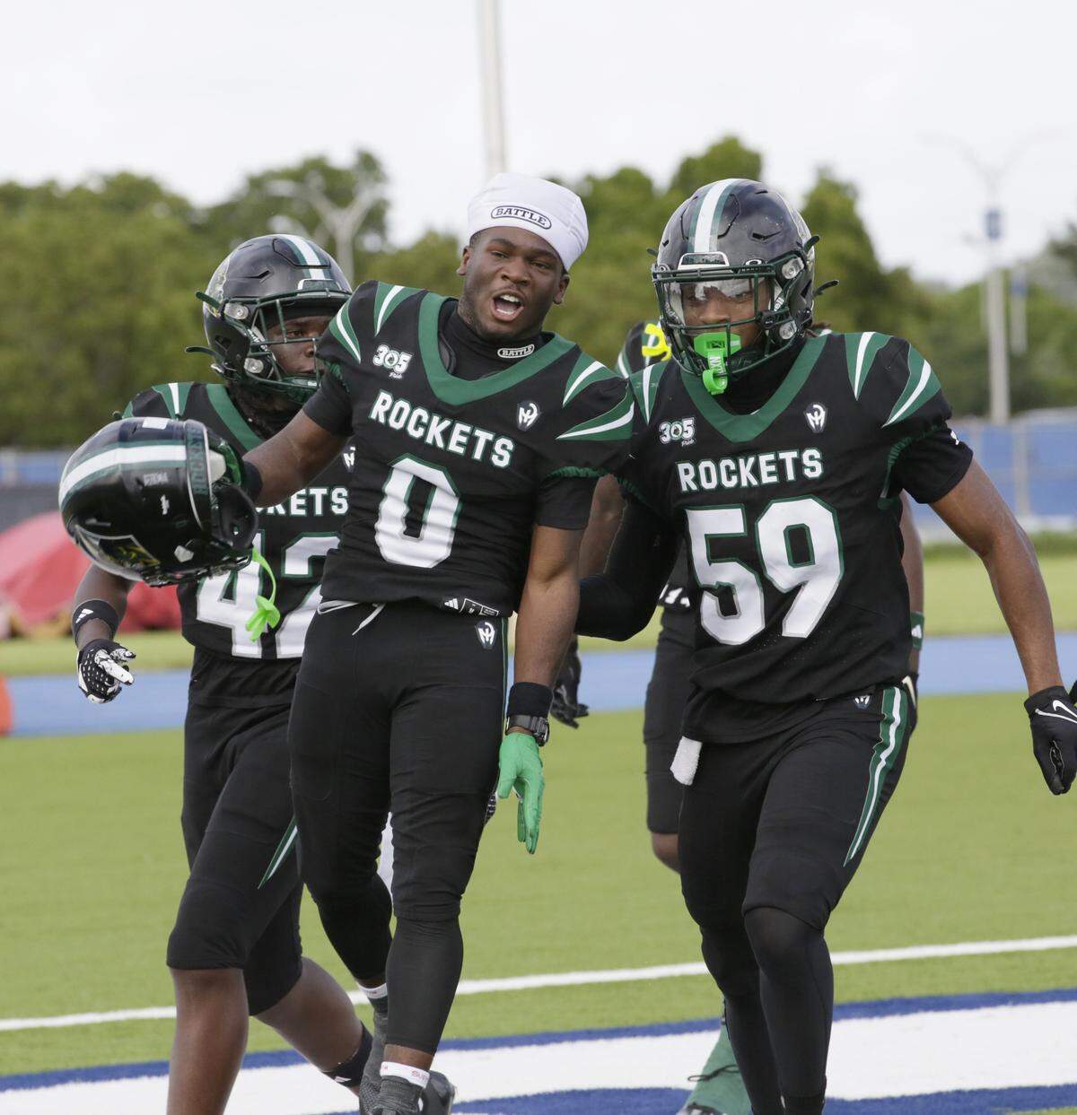 Miami Central Rockets running back Jayden Ford (0) celebrates a touchdown against Northwestern Bulls in the first minute of the football game on Saturday, October 4, 2025 at Traz Powell Stadium in Miami. Andrew Uloza / for Miami Herald