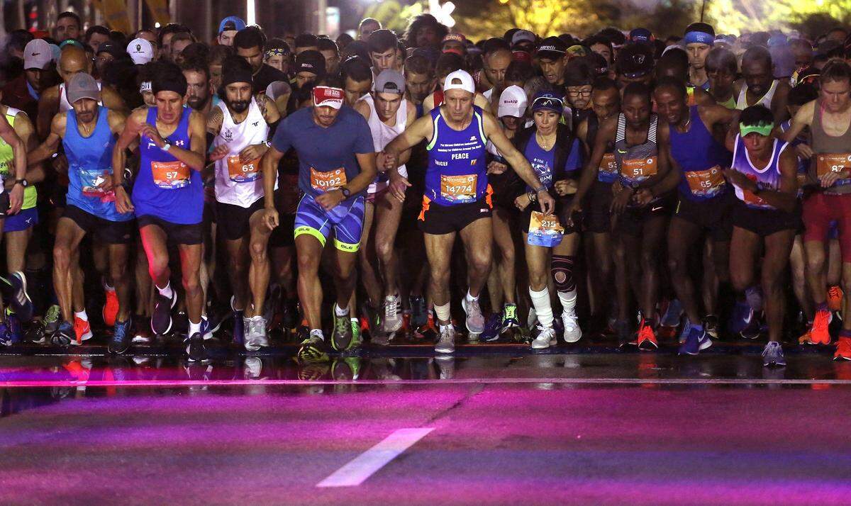 The Life Time Miami Marathon and half marathon has drawn more than 22,000 registrants and will take off before sunrise on Sunday outside the AmericanAirlines Arena.
