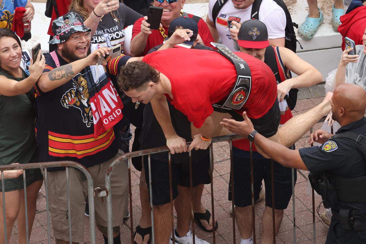 Florida Panthers left wing Matthew Tkachuk interacts with fans during the Florida Panthers victory parade before the Stanley Cup victory parade at Fort Lauderdale Beach on Tuesday, June 30, 2024 in Fort Lauderdale.&nbsp;