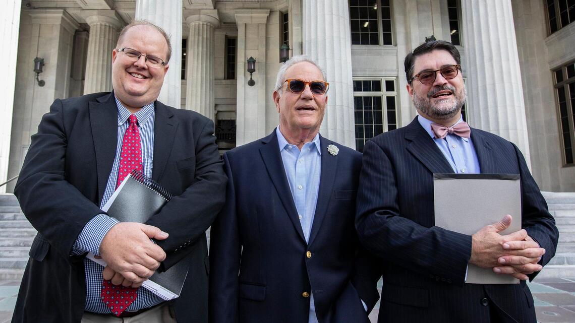 New legal battle over Joe Carollo recall effort: Commissioner sues to stop petition