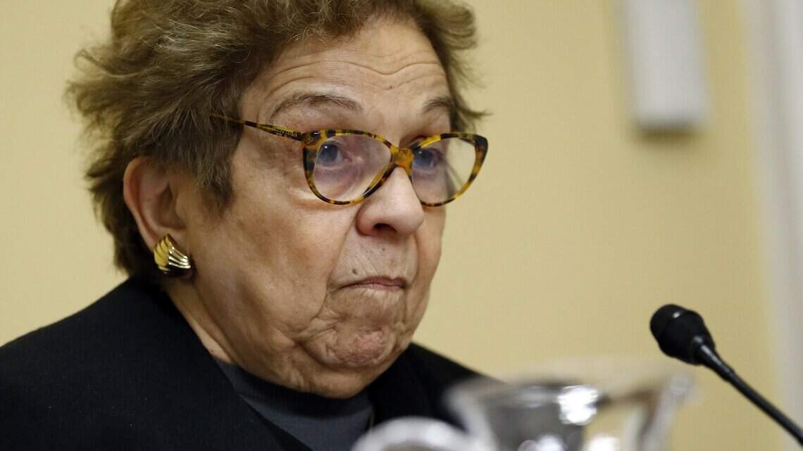 Coronavirus: Shalala introduces plan to make insurers pay for COVID-19 tests