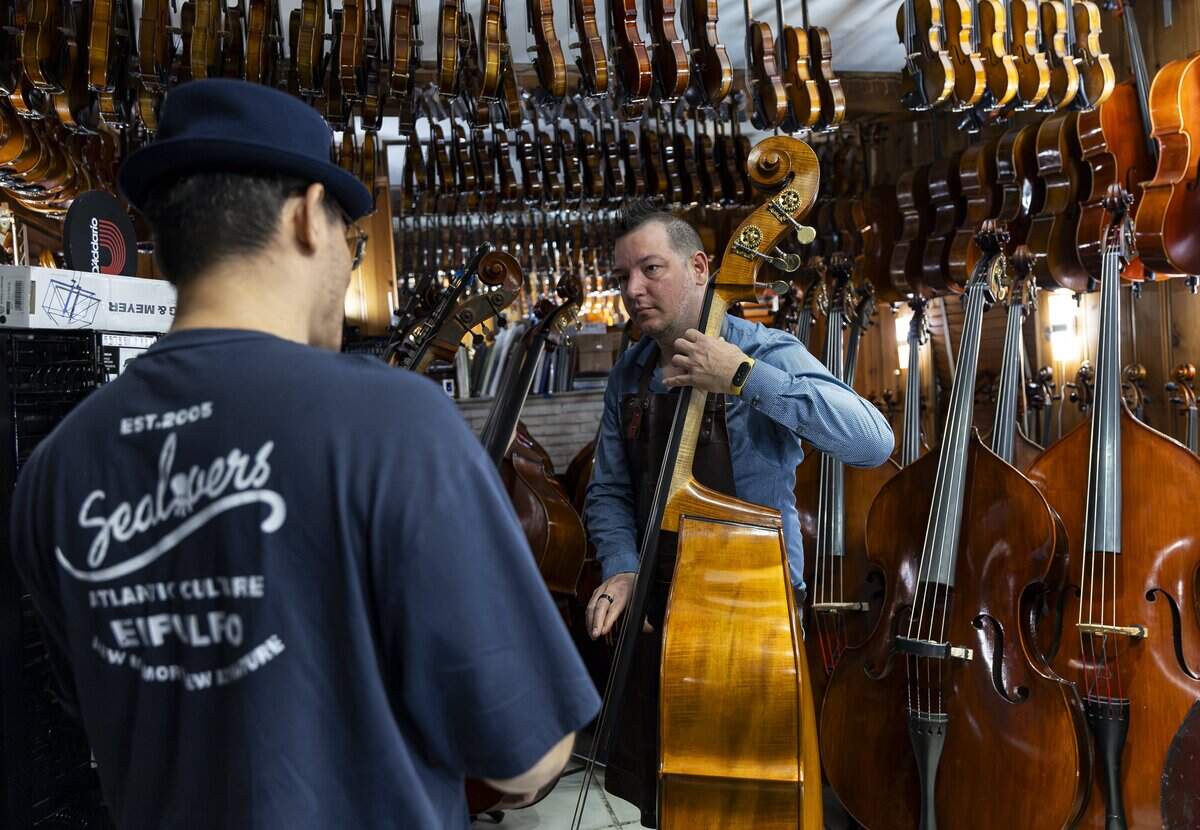 Miami String Haus: El Portal’s hidden instrument shop | Miami Herald