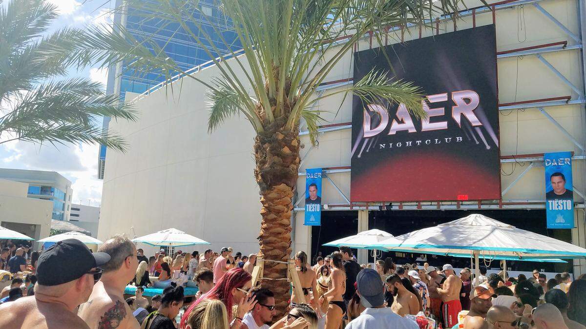 DAER dayclub is open at the Seminole Hard Rock Hotel & Casino. Should you go? Read this FAQ to decide.