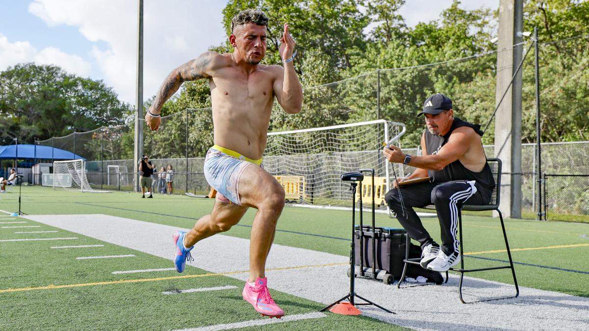 Former University of Miami football wide receiver Xavier Restrepo joins dozens of future NFL players train and learn how to master the 40-yard dash and other drills so they can improve their draft standing in the NFL Combine, while receiving coaching at Pete Bommarito’s Performance, in Miami, Florida on Wednesday, February 12, 2025.
