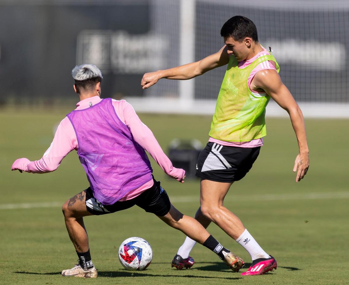 Inter Miami forward Robbie Robinson (19), right, runs drills during a practice session at the Florida Blue Training Center on Monday, Jan. 9, 2023, in Fort Lauderdale, Fla.