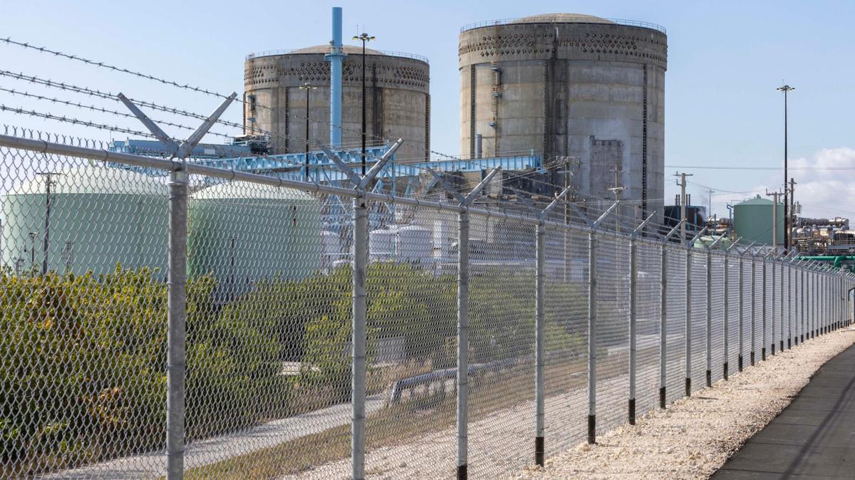 The two nuclear reactors at FPL Turkey Point Nuclear Generating Station on Wednesday, January 15, 2025, in Homestead, Fla.