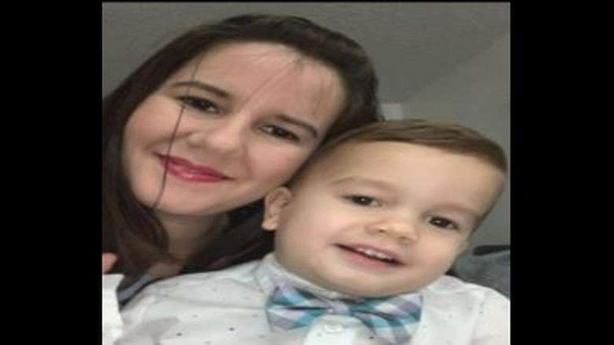 Maria Enriquez and her 3-year-old son, David Masis