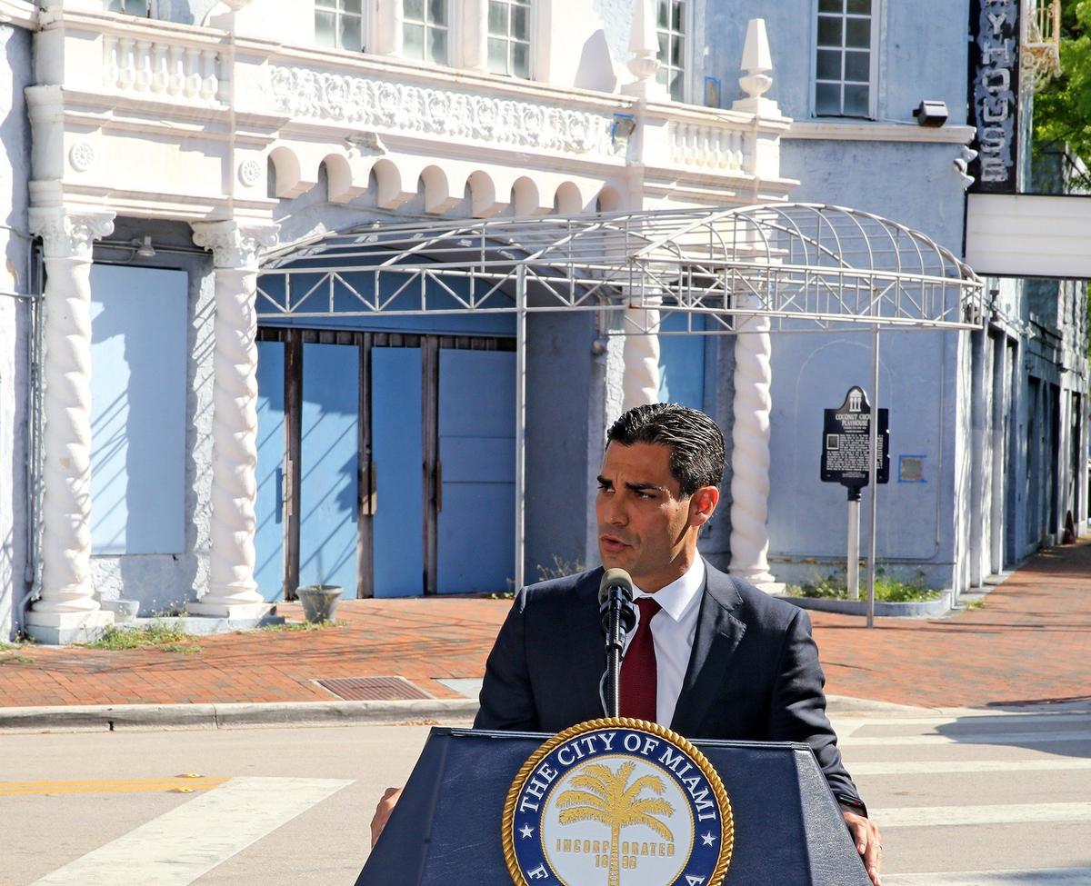 Miami Mayor Francis Suarez held a press conference outside the Coconut Grove Playhouse last year to announce his veto of the city commission’s approval of a Miami-Dade County plan for reconstruction of the theater.