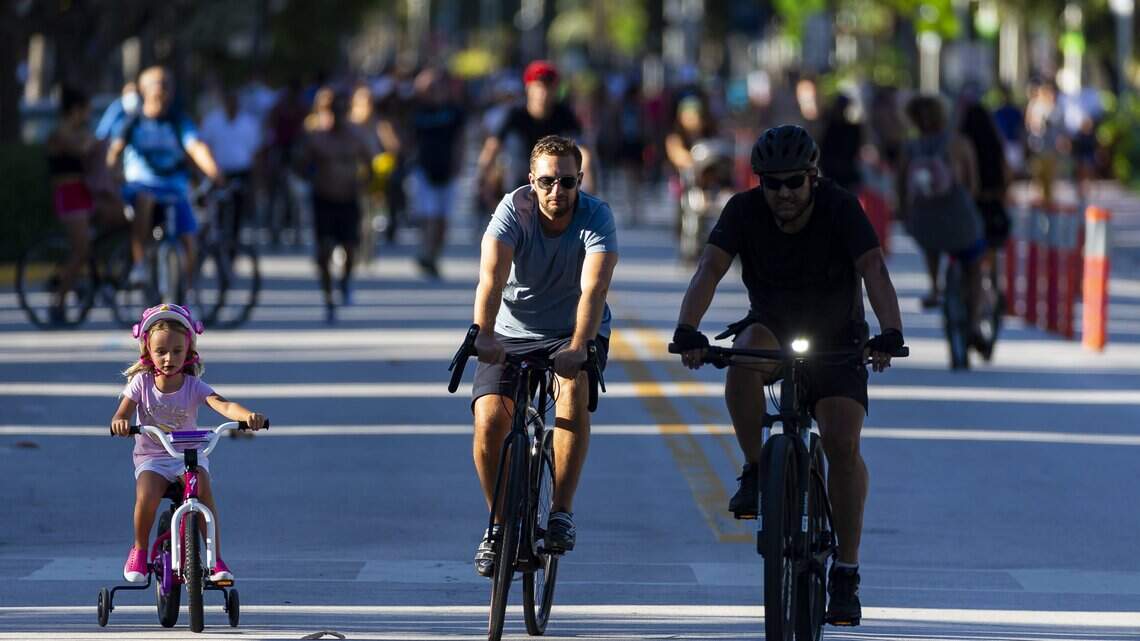 Ocean Drive has been car-free for nearly 2 years. Miami Beach will reopen street soon