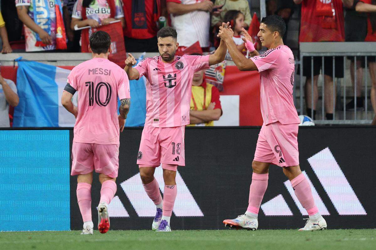 Jul 19, 2025; Harrison, New Jersey, USA; Inter Miami CF defender Jordi Alba (18) celebrates his goal with teammates during the first half against the New York Red Bulls at Sports Illustrated Stadium. Mandatory Credit: Vincent Carchietta-Imagn Images