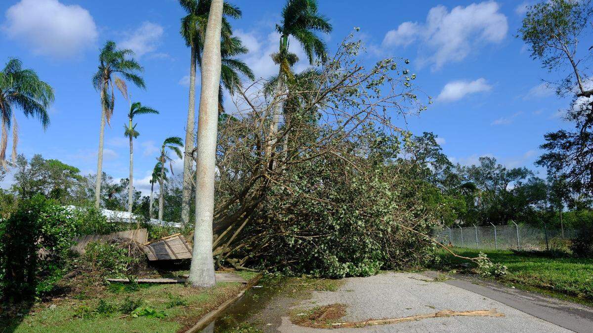 Photos show how Hurricane Milton ravaged parts of Florida, including Bradenton, Tampa and Siesta Key.