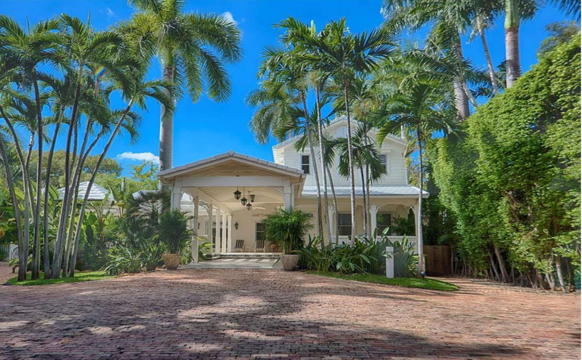 Diddy’s residence at 1 Star Island Drive has a two-story guest house with three bedrooms, two bathrooms and a powder room.
