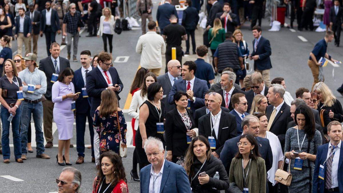 People arrive at the historic Florida Capitol before the start of Florida Gov. Ron DeSantis’ inauguration ceremony on Tuesday, Jan. 3, 2023, in Tallahassee.