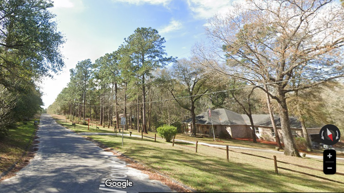 The April 30 struggle erupted on Willow Lane in the Crestview community, according to Florida investigators. A 19-year-old man has been arrested.