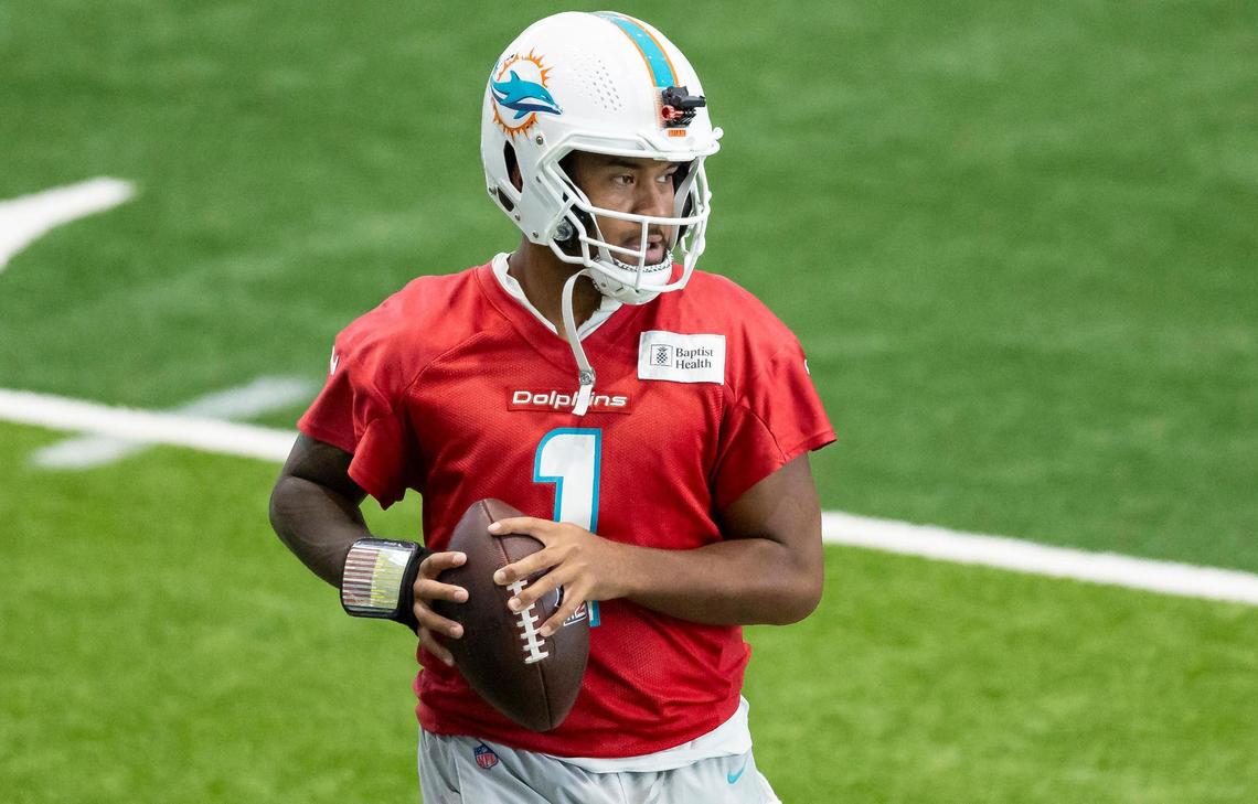 Miami Dolphins quarterback Tua Tagovailoa (1) throws the ball during team practice at the Baptist Health Training Complex on Wednesday, Sept. 13, 2023 in Miami Gardens, Fla.
