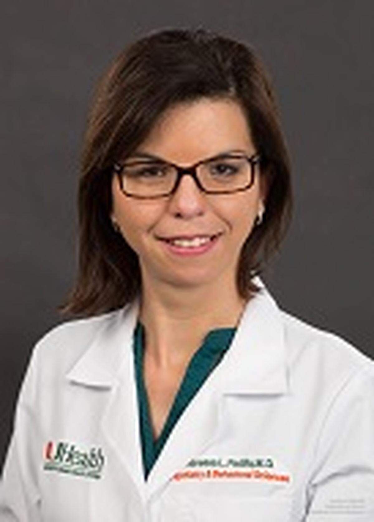 Dr. Vanessa Padilla is assistant professor and Consultation-Liaison Fellowship Program Director of the Psychiatry and Behavioral Sciences at the University of Miami Miller School of Medicine.