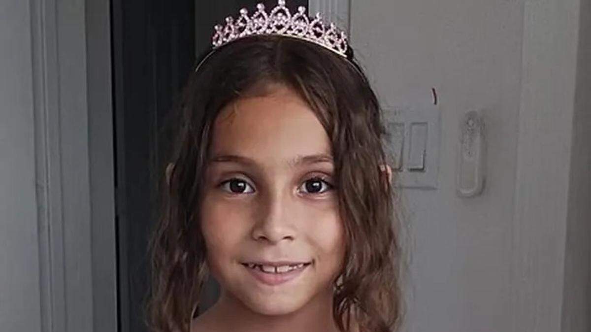 A 7-year-old girl, identified as Stephanie, remains in the hospital in “very critical” condition after she was struck by a car outside a Miami pharmacy, police said.