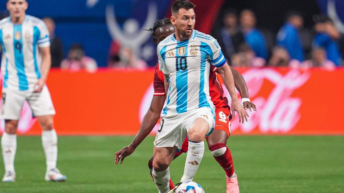 Argentina coach Scaloni to all fans at Copa America final vs. Colombia: Have fun, behave