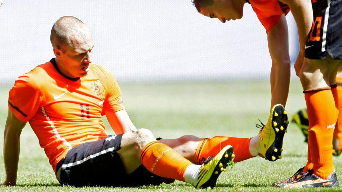 Hamstring injuries are common in soccer. In this June 5, 2010, photograph, Arjen Robben of The Netherlands grimaces as Ibrahim Afellay, right, holds his leg after suffering a hamstring injury during the soccer match between Netherlands and Hungary at ArenA stadium in Amsterdam.