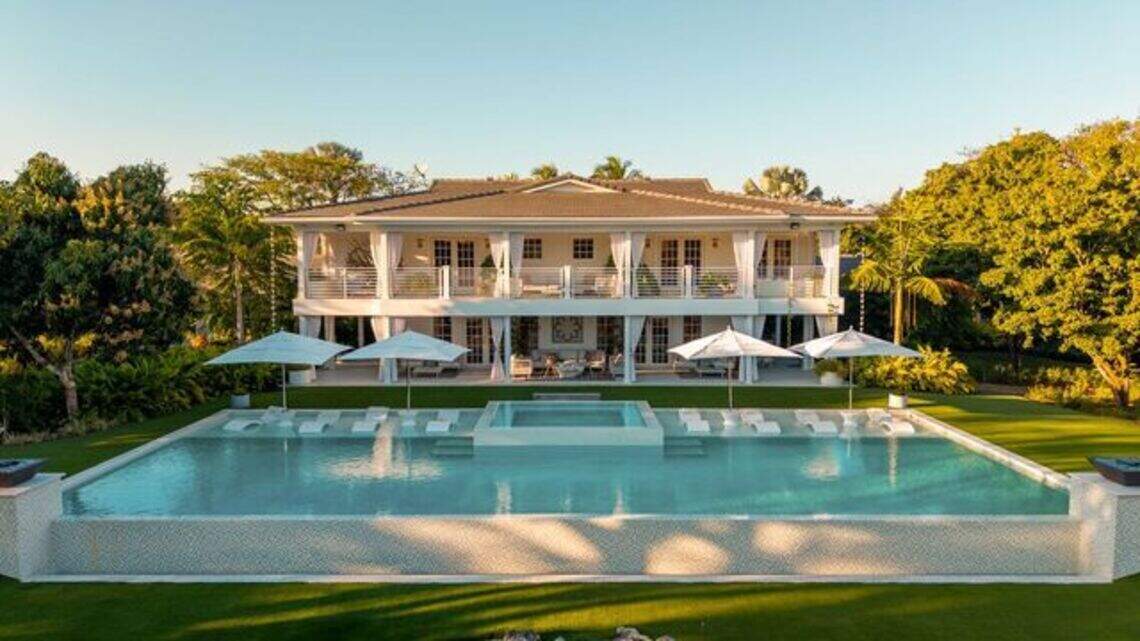Mexican singer Juan Gabriel’s former Broward estate lists for $38M. ‘Like a resort’