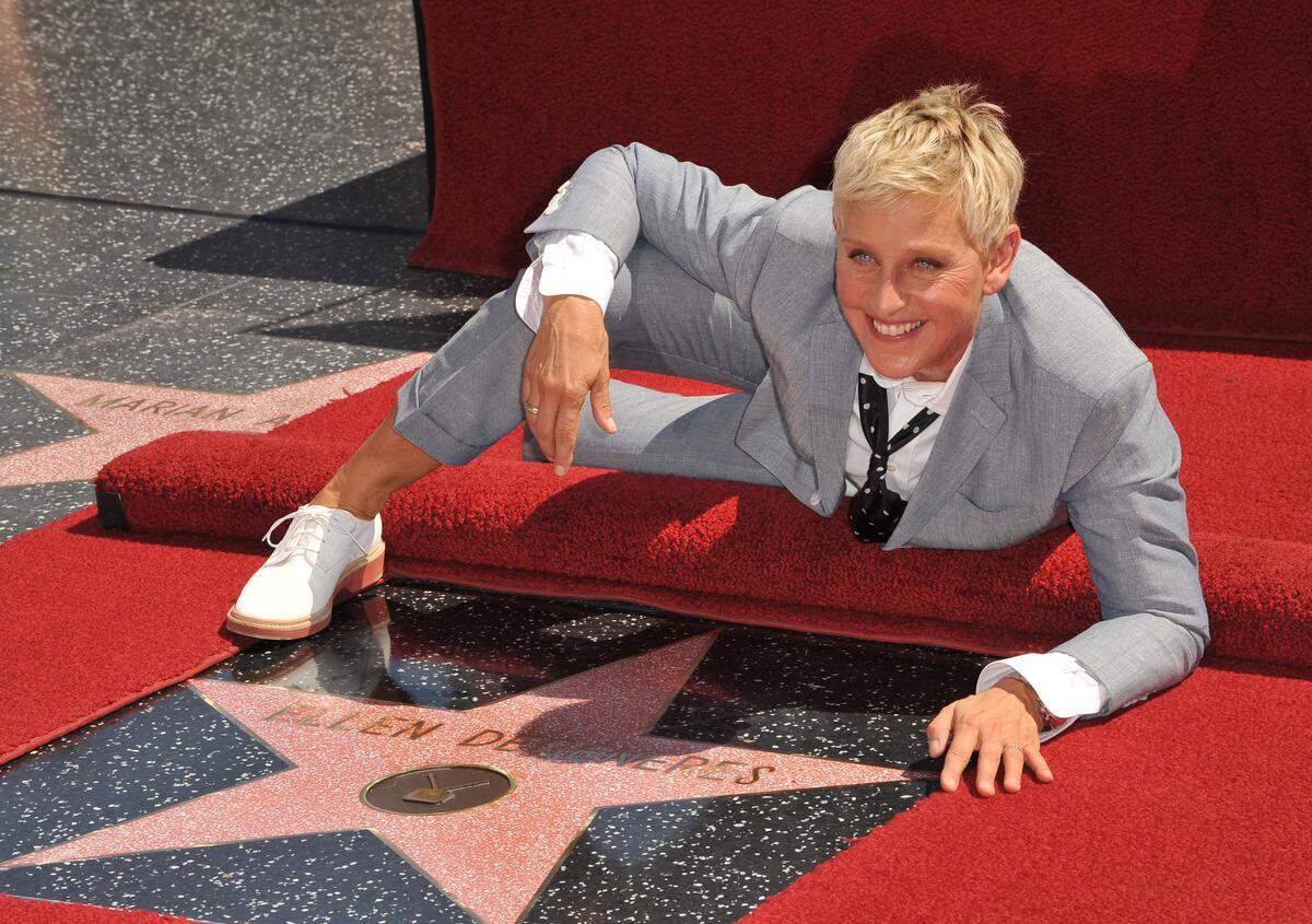 After Ellen DeGeneres cancelled a handful of tour dates, the comedian is revealing she’s done.