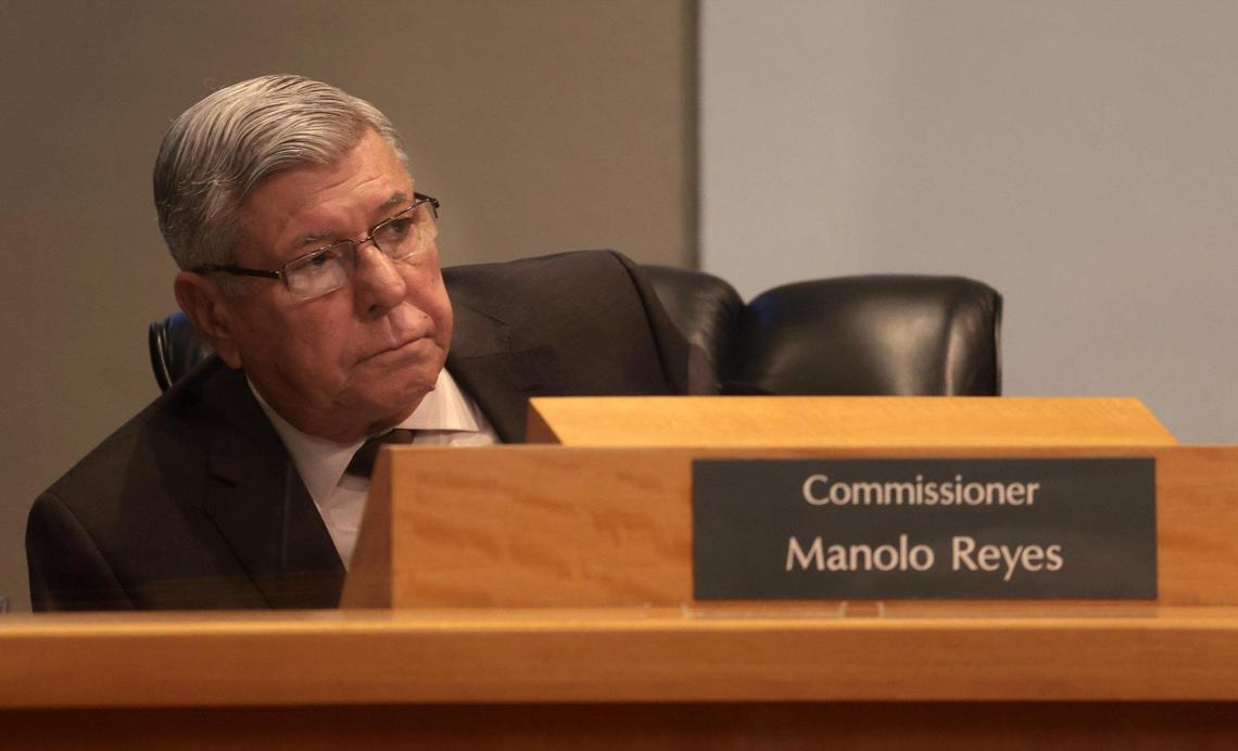 Commissioner Manolo Reyes listens during a special commission meeting at City Hall on Monday, Feb. 7, 2022.