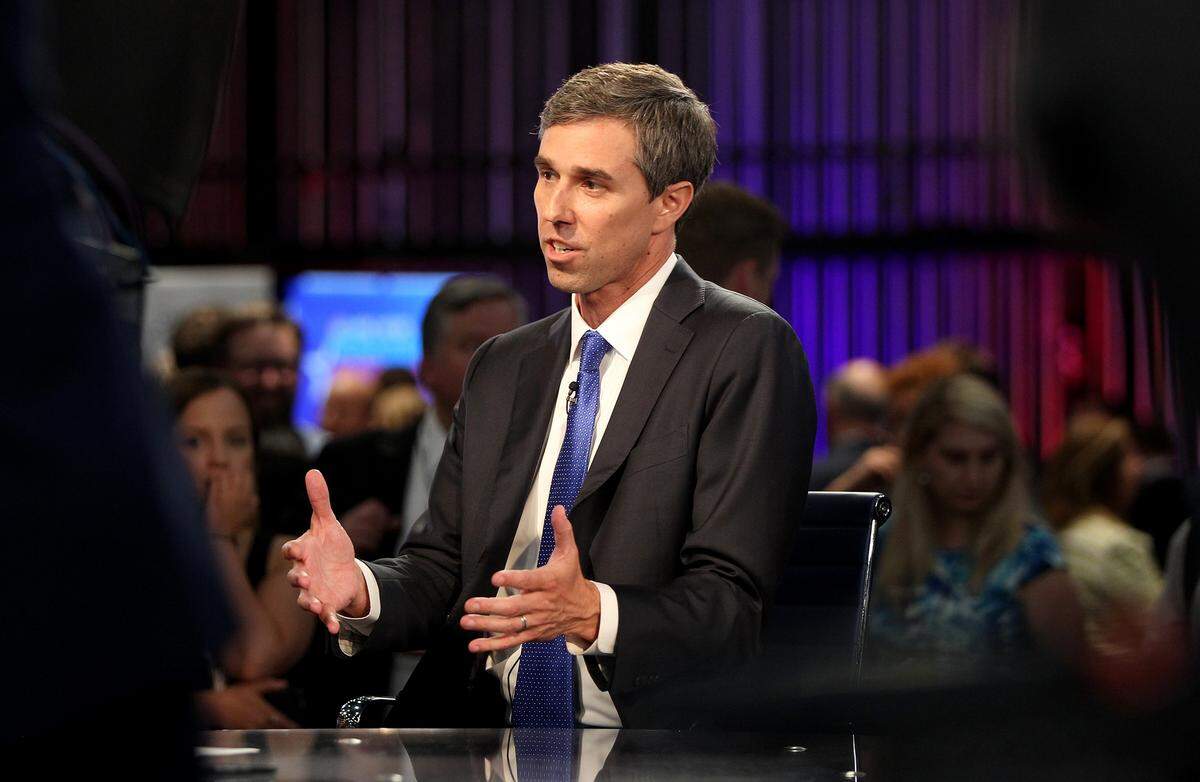 Democratic presidential candidate U.S. Rep. Beto O’Rourke talks to MSNBC talk show host Chris Matthews, at the spin room at the end of the first day of the NBC Democratic Presidential Primary Debates for the 2020 elections. The event is taking place at the Arsht Center, on Wednesday June 26, 2019.