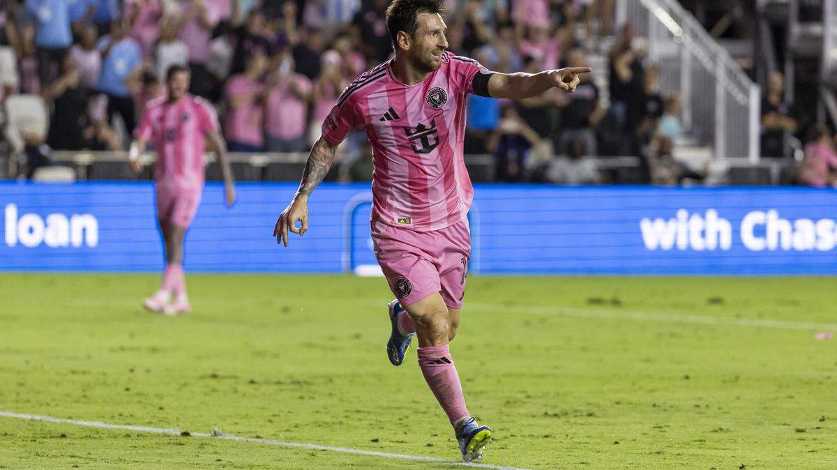 Inter Miami forward Lionel Messi (10) celebrates after scoring a goal against the Seattle Sounders in the first half of their MLS match at Chase Stadium on Tuesday, Sept. 16, 2025, in Fort Lauderdale, Fla.