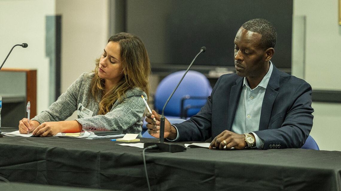 Escuela sin problemas de inscripciones podría ser cerrada. Hollywood quiere que Broward lo piense otra vez