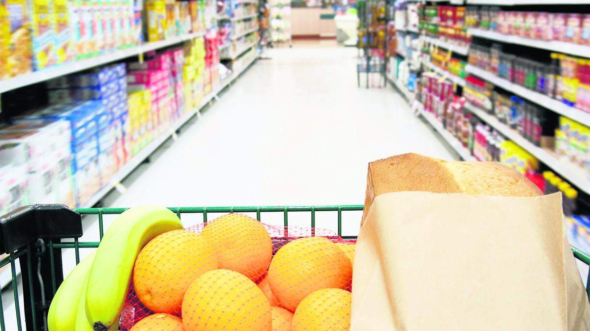  The Kansas Department for Children and Families said in a statement Monday that it had not yet received information from the federal government regarding the partial payment of food program benefits.