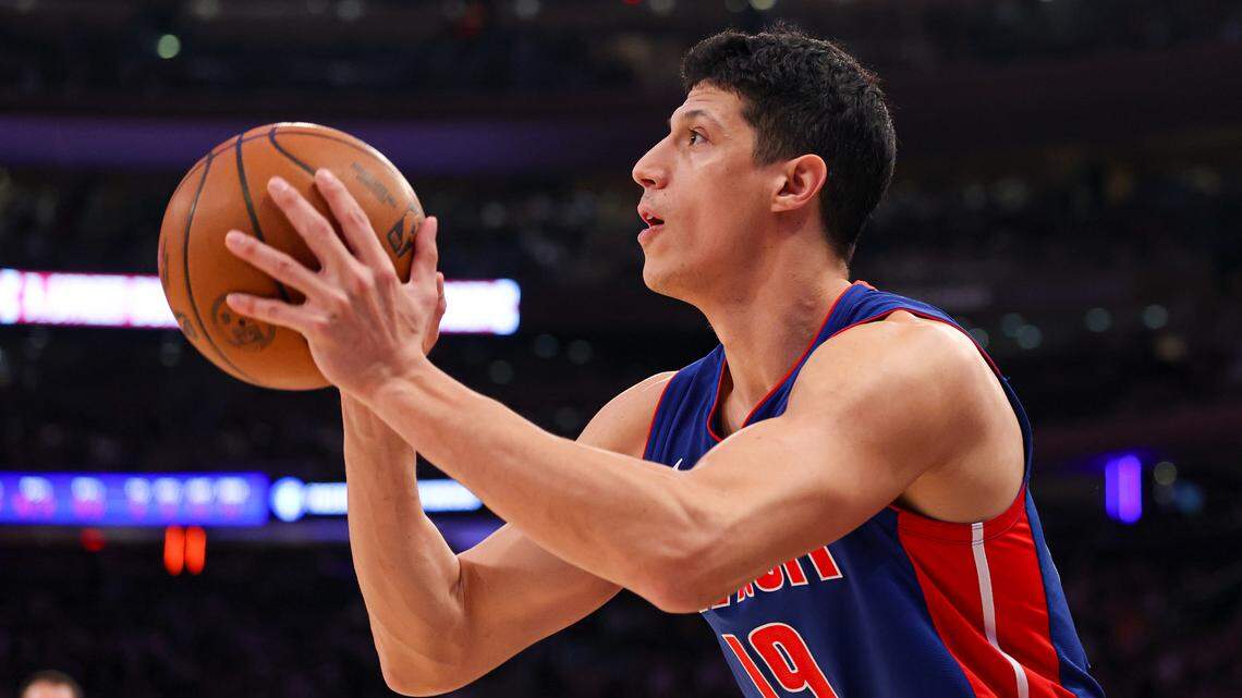 Detroit Pistons forward Simone Fontecchio (19) shoots the ball against the New York Knicks during the first half at Madison Square Garden.