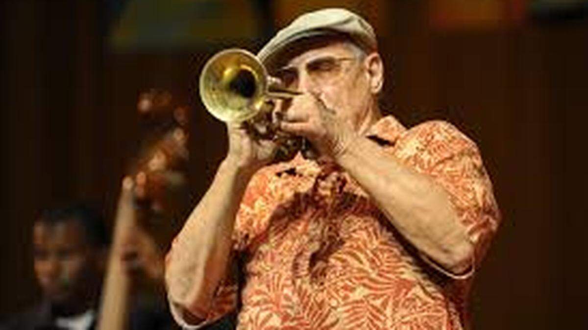 Multi-instrumentalist Ira Sullivan plays the trumpet at a University of Miami jazz music camp in 2010.