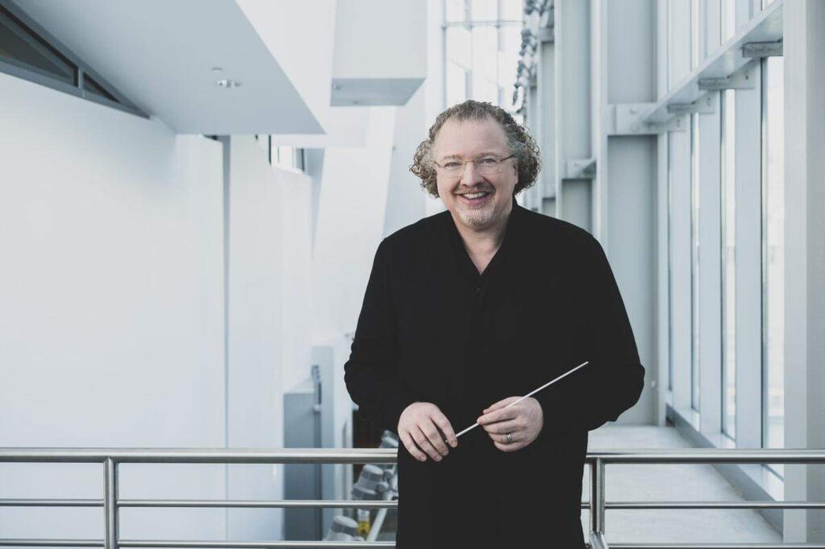 In his fourth year as artistic director for NWS, Stéphane Denève is at the helm of “American Dream Odyssey.”