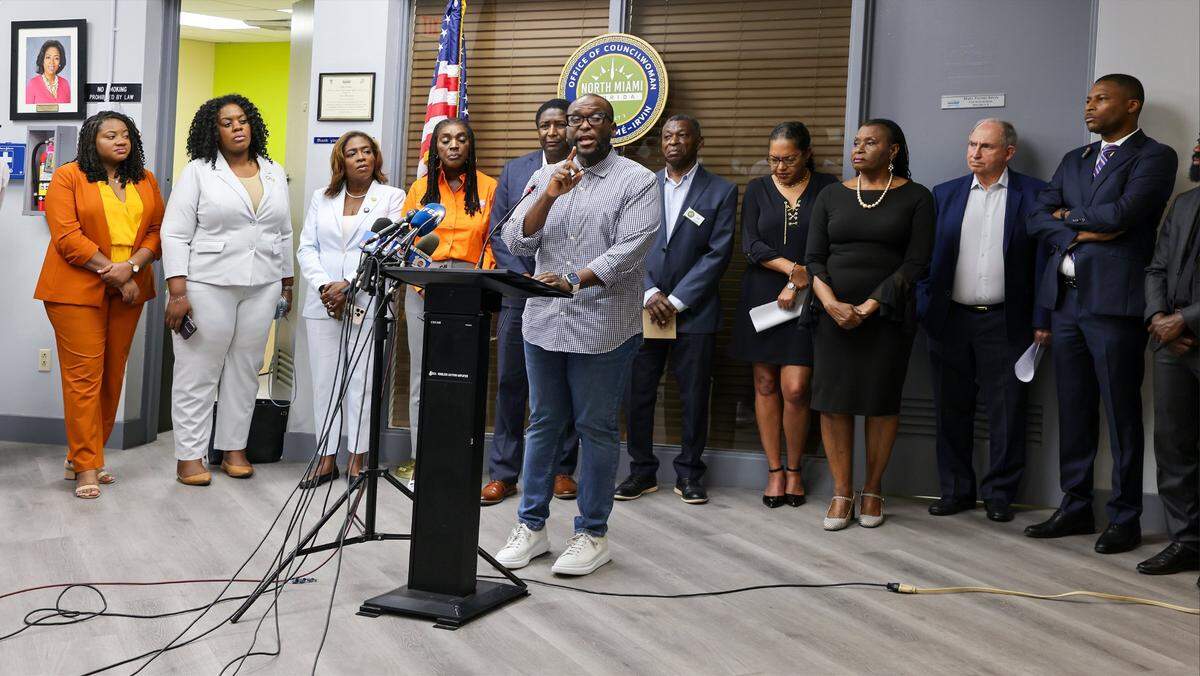 At the podium Florida State Senator Shevrin “Shev” Jones speaks at the press conference aimed to have the Trump administration reverse the removal of TPS for Haitians. 500,000 Haitian nationals are at risk of losing legal status, work authorization, and protection from deportation—destabilizing families, businesses, and local economies across the country on Monday, June 30, 2025, in North Miami, Florida.