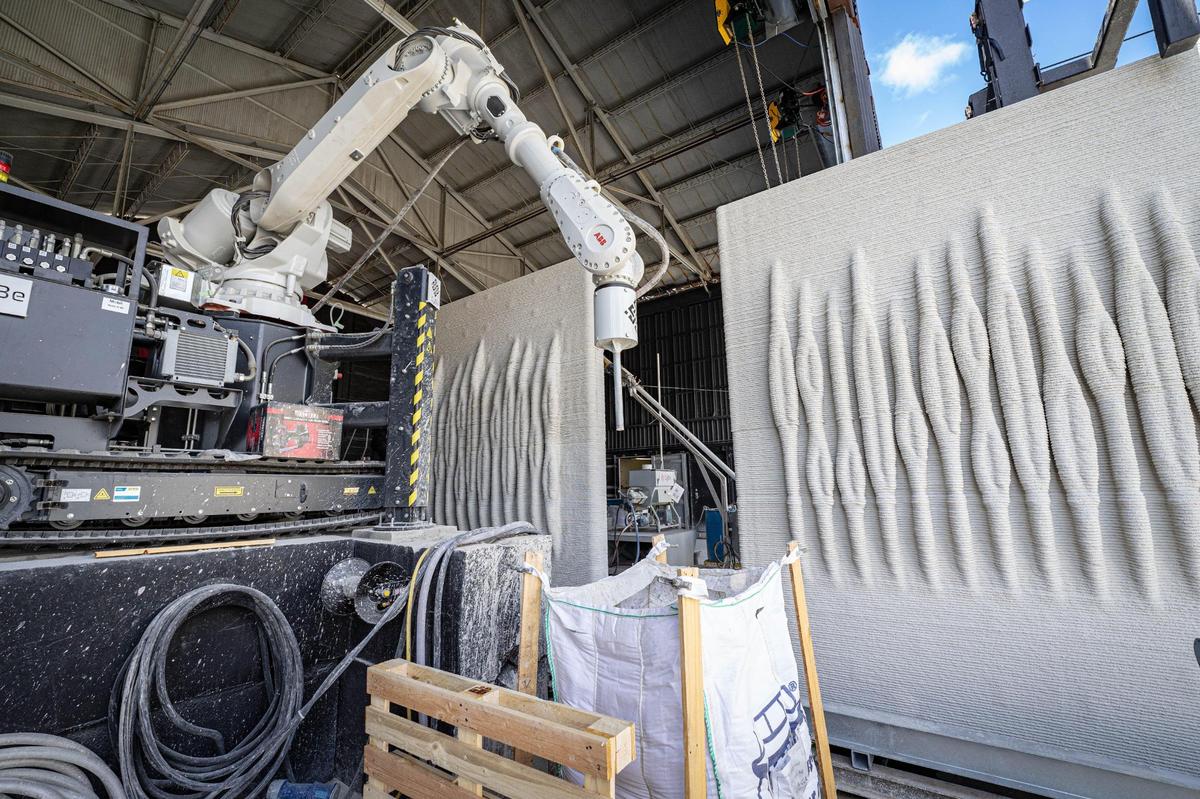 Seawalls at the Kind Design headquarters in Miami are produced using what is billed as the world’s fastest concrete 3D printer.