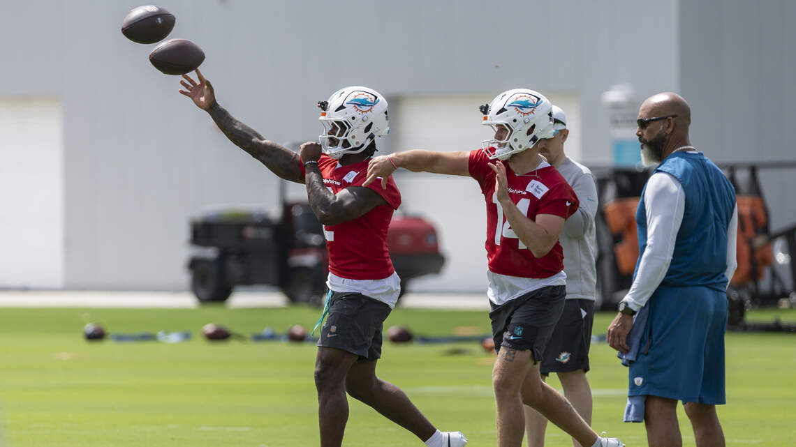 Kelly: Ewers isn’t competing to be Dolphins’ starting QB, but maybe he should | Opinion