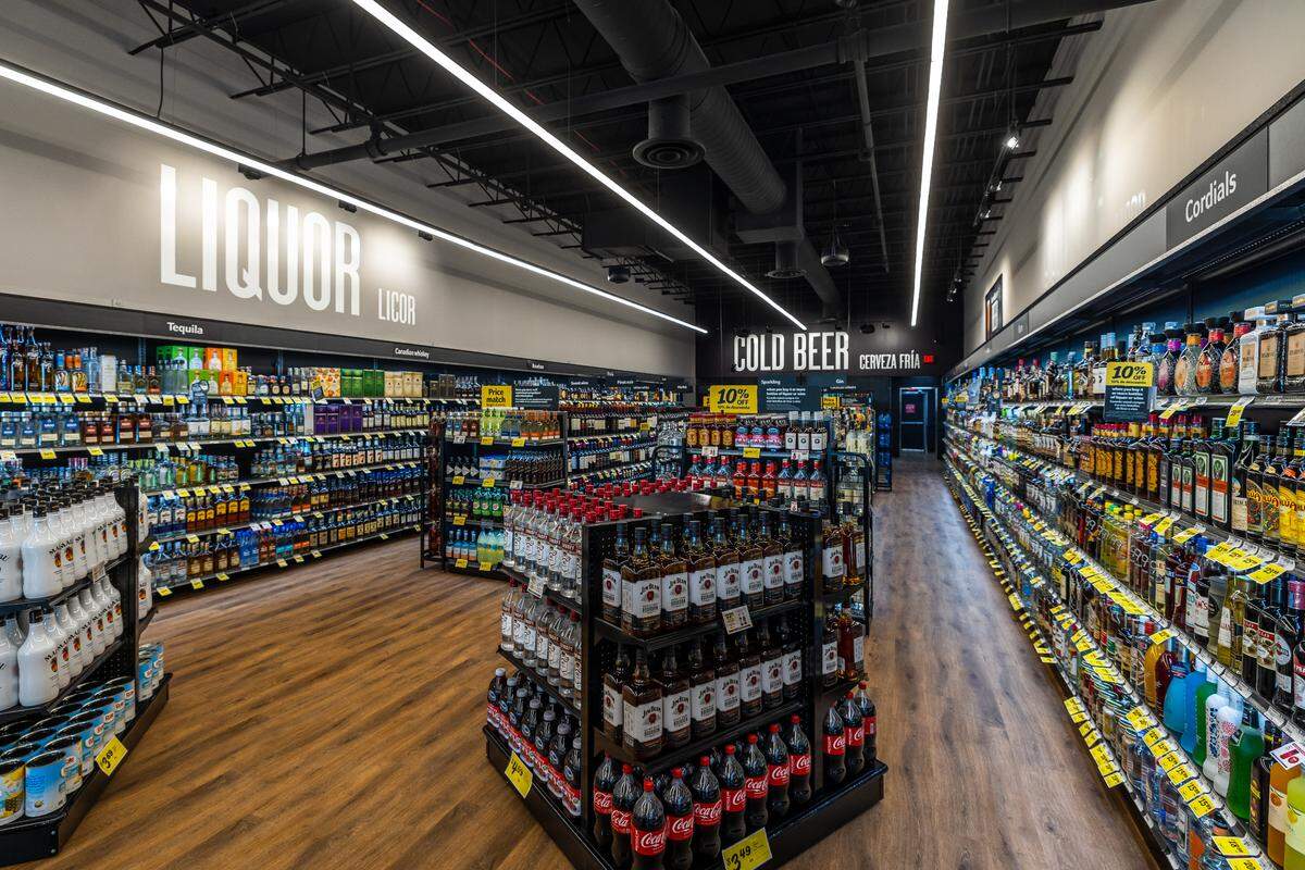 The store has about 1,400 alcholic beverages, including many beer and rump options, plus over 500 different wines.&nbsp;
