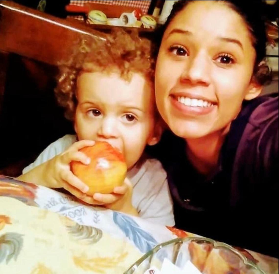 Miramar police are still searching for Leila Cavett, the mother of 2-year-old Kamdyn found alone near Willowbrook Apartments Sunday. Detectives met with Cavett’s family Tuesday.