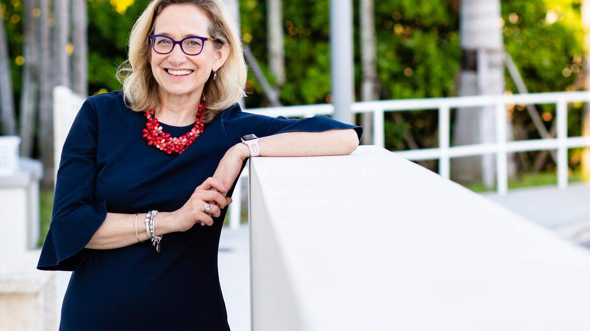 Mariandl Hufford was recently installed as Miami Country Day School’s seventh, and first female, head of school. She joined the school from the Agnes Irwin School in Pennsylvania, where she served as the assistant head of school and director of the Center for the Advancement of Girls.