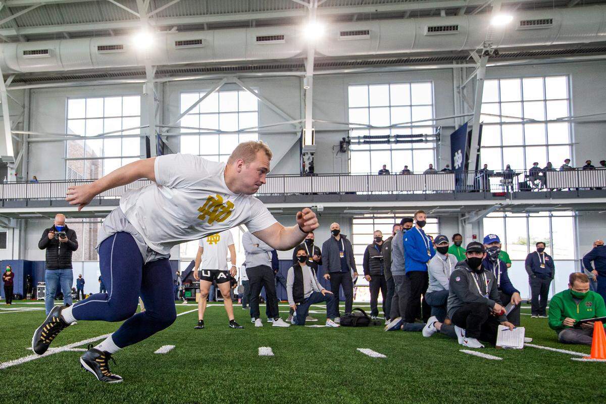 Liam Eichenberg participates in Notre Dame’s Pro Day workout on Wednesday, March 31, 2021, in South Bend, Ind. (AP Photo/Robert Franklin)